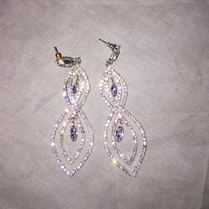 Drop earrings