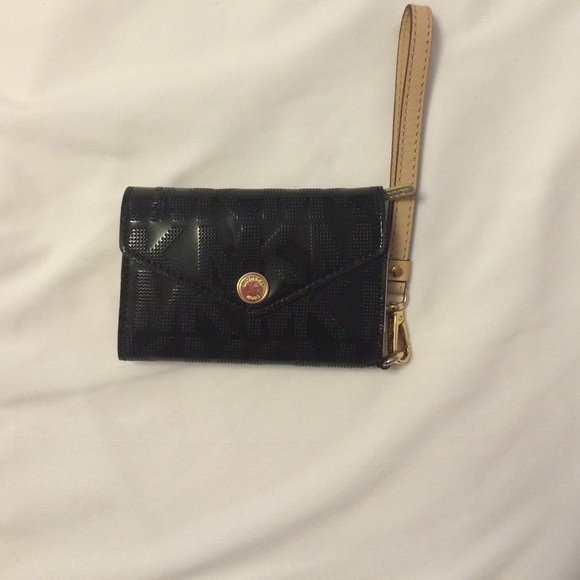 MICHAEL Michael Kors Handbags - iPhone 4 wallet case