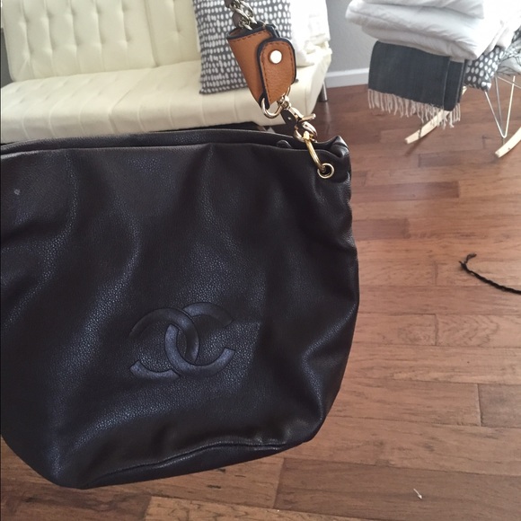Bags - Brown chain handbag Bags - Brown chain handbag