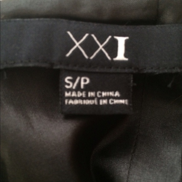 ❌SOLD ON VINTED❌F21 Button Dress - Picture 2 of 4