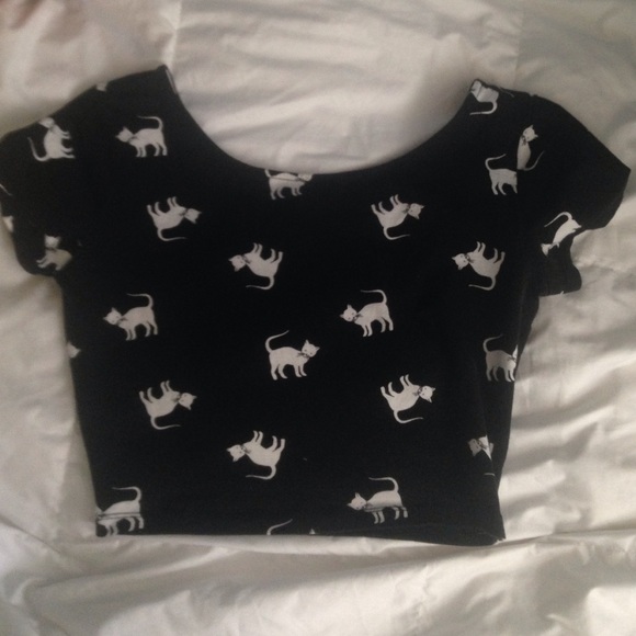cat crop top - Picture 2 of 3