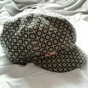 Gap Gray Patterned Hat
