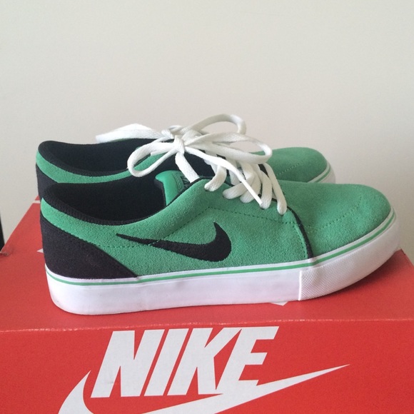 Nike SB Satire Gamma Green - Picture 1 of 3