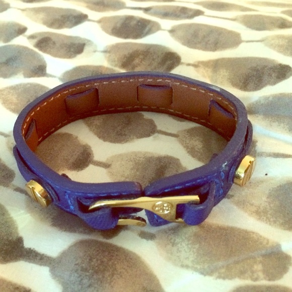 Tory burch leather bracelet