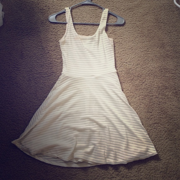 Cream Skater Dress | 🍦