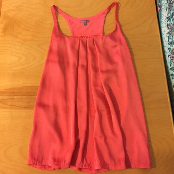 Tank top.