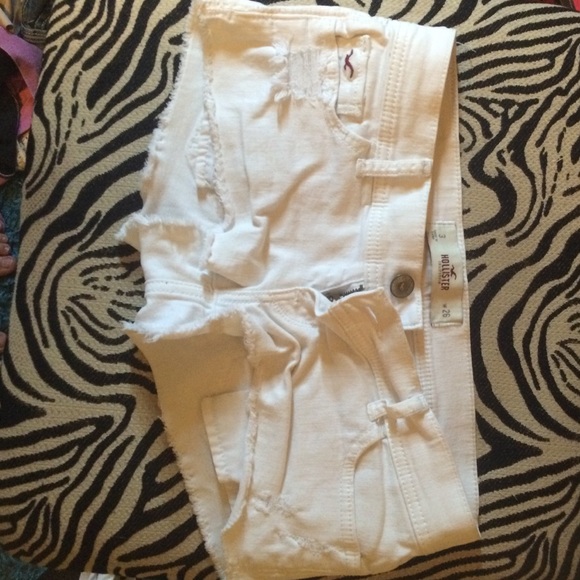 Hollister Denim - White hollister shorts