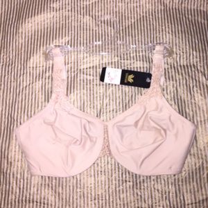 Wacoal Bra **NEW** w/ tags!!