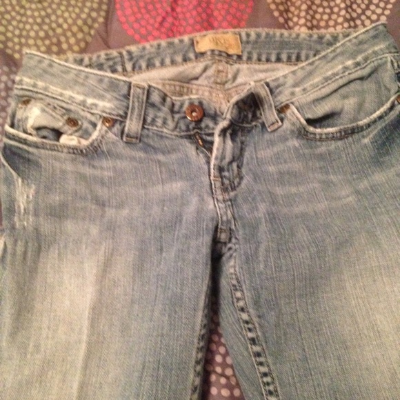 Jeans