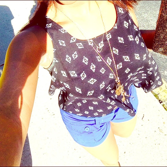 Crop top