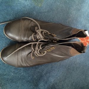 Urban outfitters boots