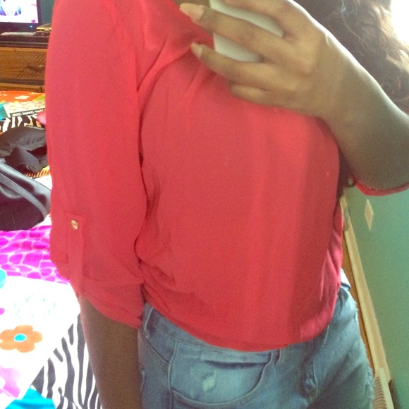 Sheer 3/4 sleeve top