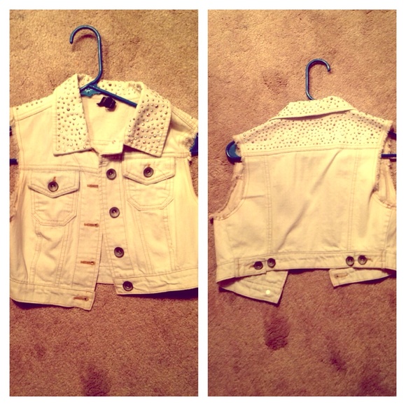 Cut off jean jacket