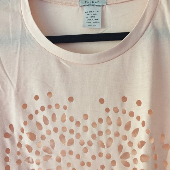Aritzia Talula Laser Cut Tee in Blush Pink - Picture 2 of 2