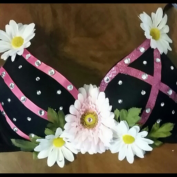 Rave bra