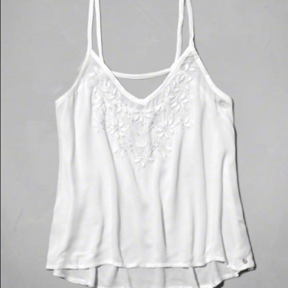 ✨SOLD ✨White CAMI