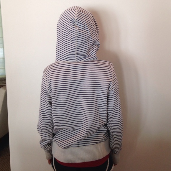 Striped hoodie - Picture 3 of 4