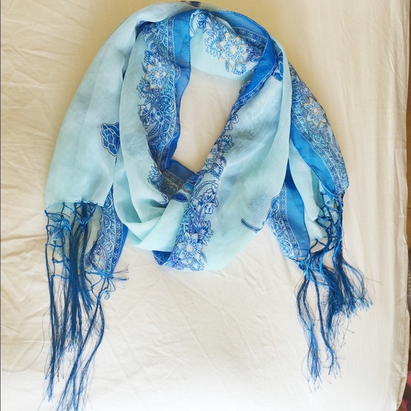 Sheer Blue Floral Scarf/Evening Wrap - Picture 4 of 4