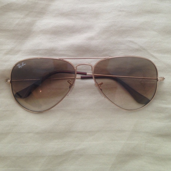 Ray-Ban Aviator Sunglasses - Picture 3 of 3