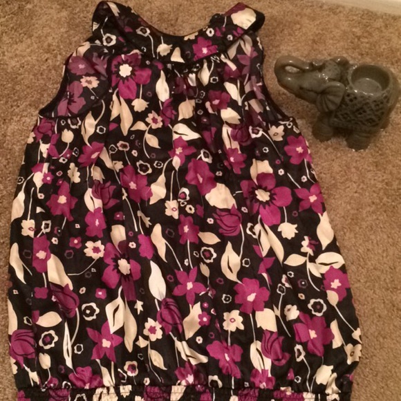 Rocking sleeveless top