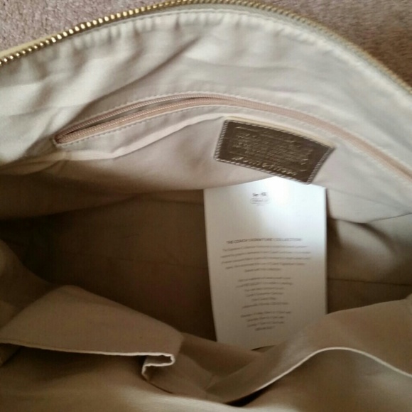 Authentic Coach Bag - Picture 3 of 4