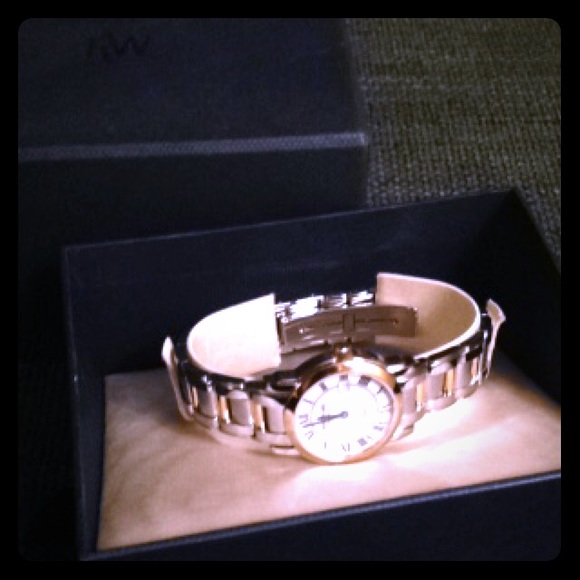 Raymond Weil authentic Silver watch w/ box