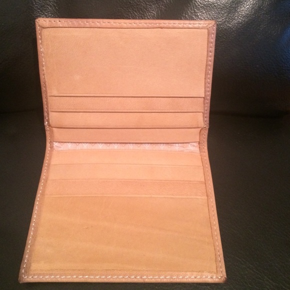 ID holder - Picture 2 of 3