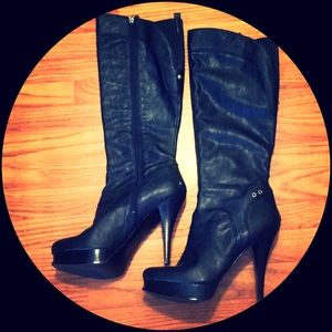 SEXY GUESS HIGH HEEL BLACK BOOTS