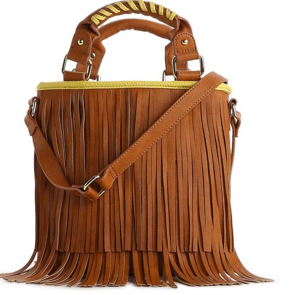 Steve Madden Handbags - Steve Madden Fringe Cross Body (Nwot)