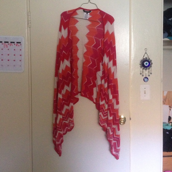 BCBG MAXAZRIA sweater - Picture 1 of 3