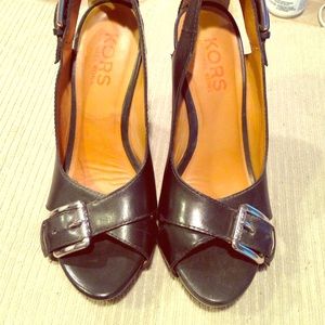 Michael Kors 6 inch Heel size 9