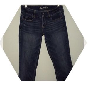 Super cute American Eagle jeans