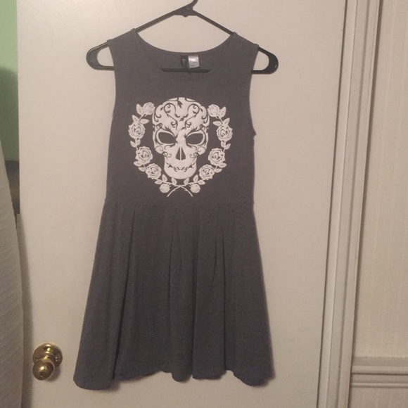 H&M Gray skull and flower dress.