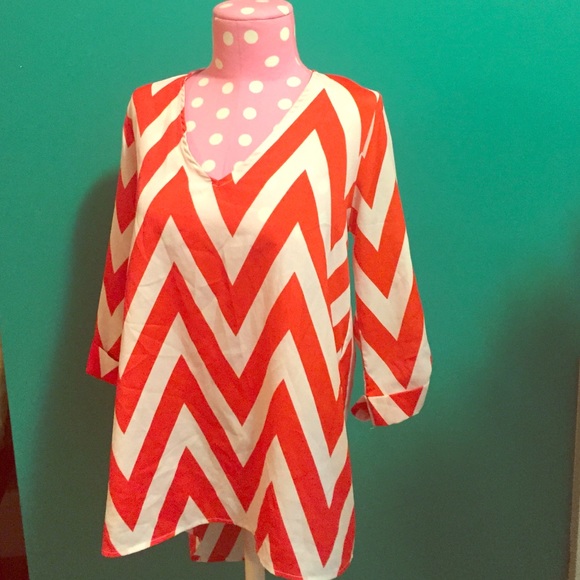 Coral & White Polyester Everly Fashion Top ~Size M