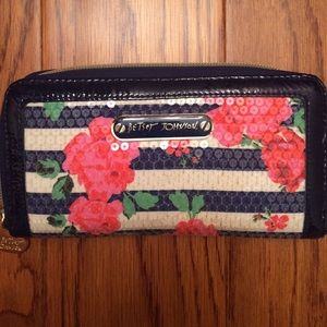 Betsy Johnson wallet/clutch
