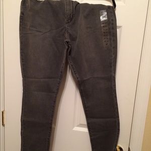 American Eagle black jeans. High rise. Size 18