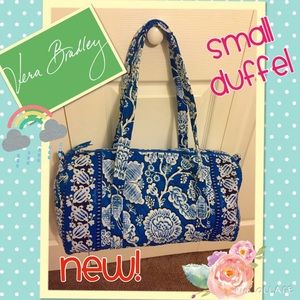 💥SOLD💥 Vera Bradley Small Duffel