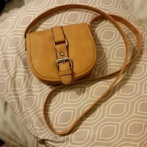 Small crossbody bag