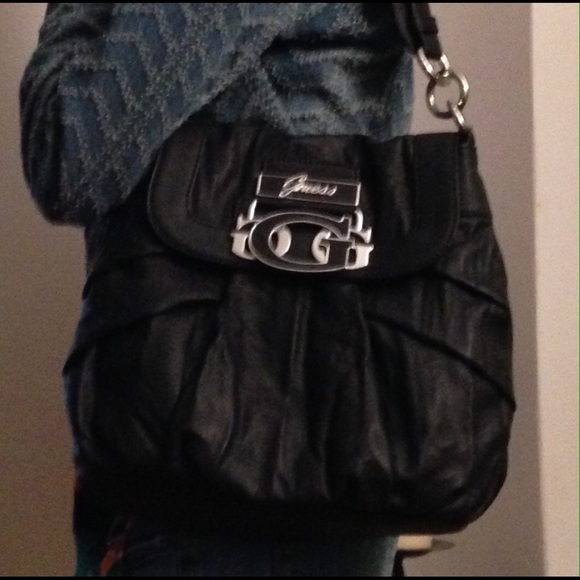 Guess Purse - Picture 2 of 4