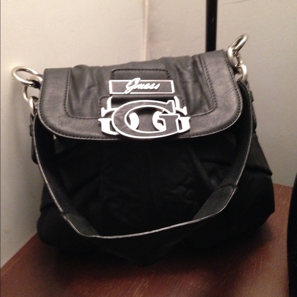 Guess Purse - Picture 3 of 4