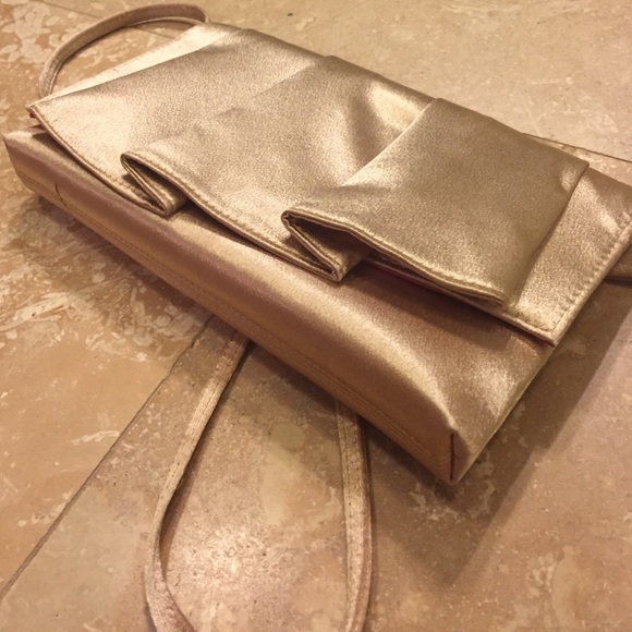 Gold Formal Event Clutch!