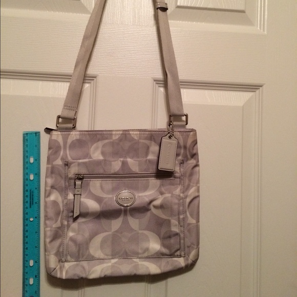 Beautiful Coach purse- off-white