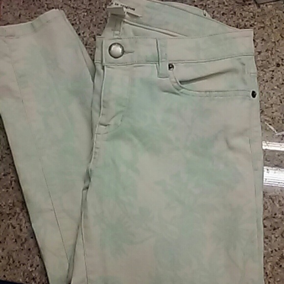 New floral pants