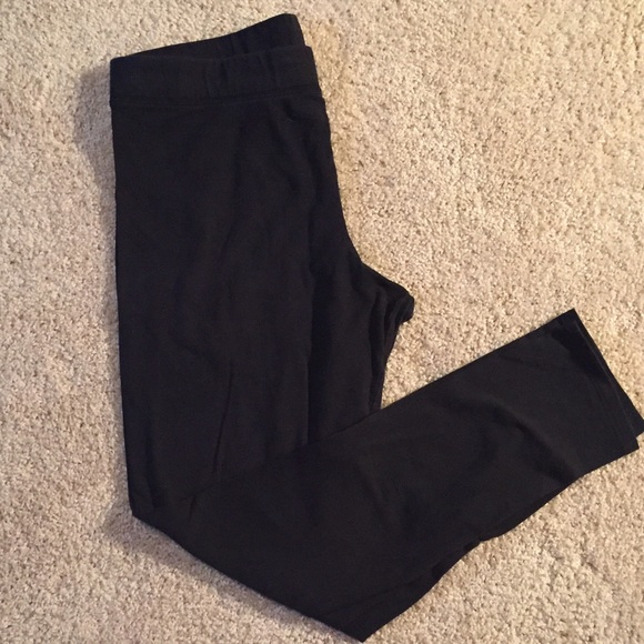 🚫SOLD IN BUNDLE🚫Basic Black PINK Leggings