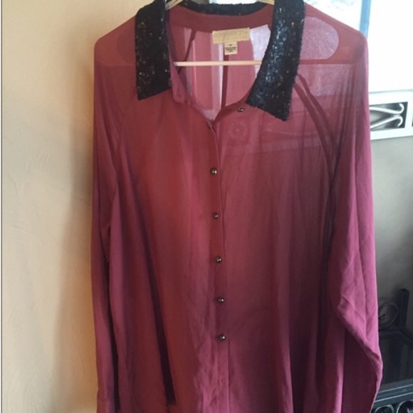 SOLD:✨Sparkly Plum Dress Shirt! - Picture 3 of 3