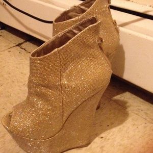 I wear them one time.. I will like to do a trade