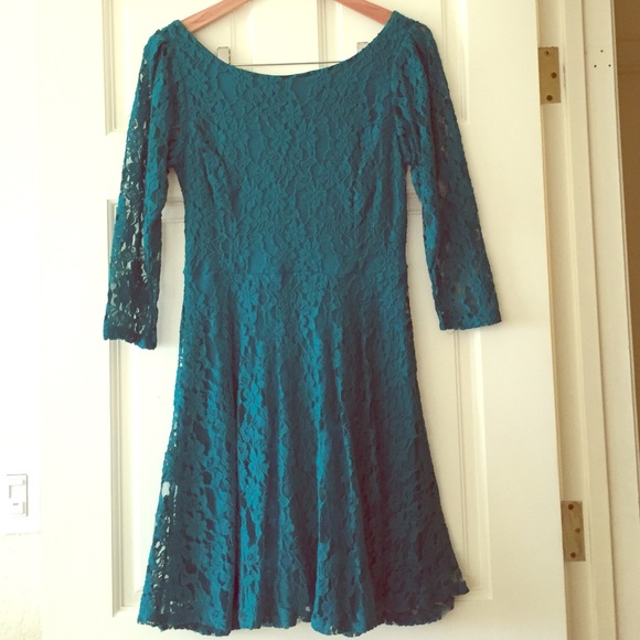 Teal dress with lace overlay, never been worn - Picture 1 of 4