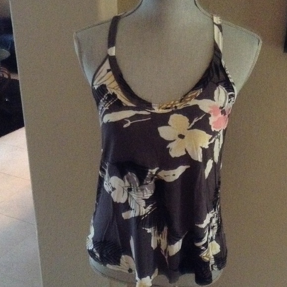 SOLD. Dark gray cotton pattern knit top