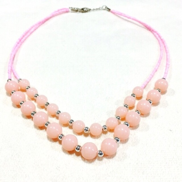 🆕 Pink Necklace - Picture 2 of 3