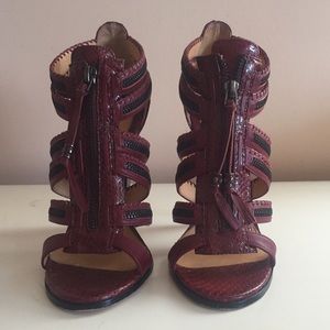 Worn ONCE : LAMB strap zipper Heels